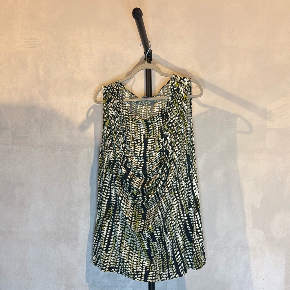 Worthington Stretch Patterned Sleeveless Top Size 2X Like New